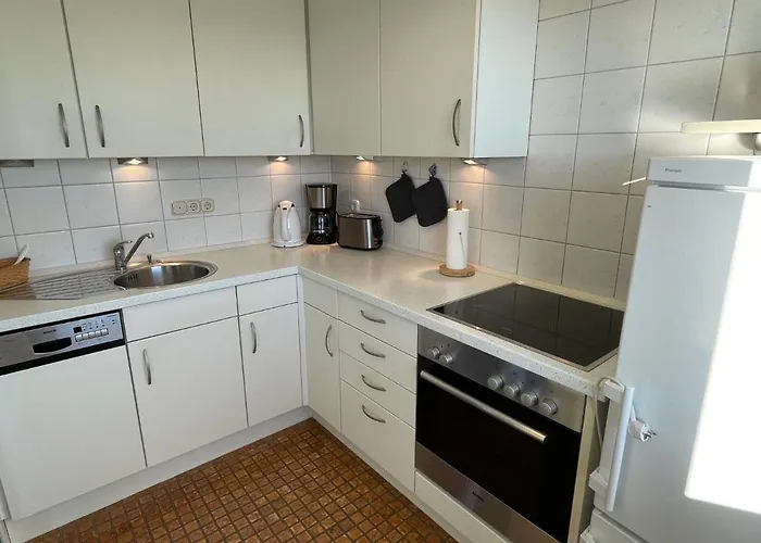 Sander By Interhome * Damp